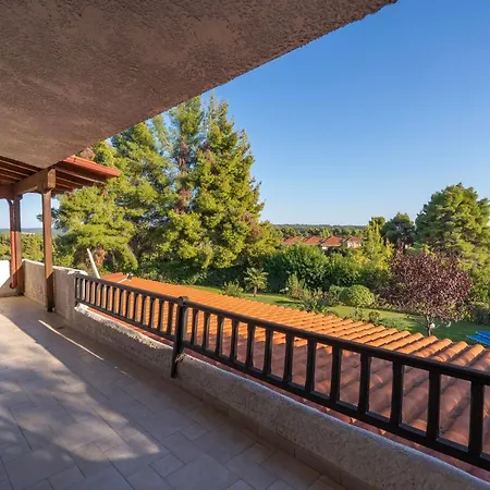 Georgia Villa Siviri