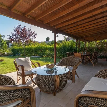 Georgia Villa Siviri